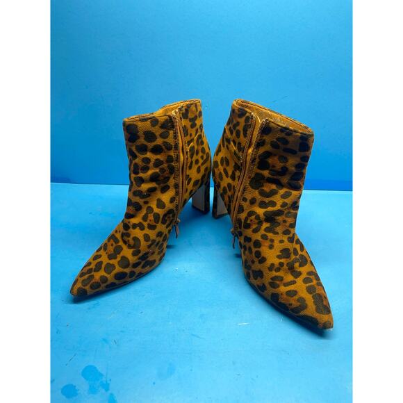 Weeboo Women's Size 8.5 Animal Print Brown Ankle Booties Boots Side Zip - Picture 10 of 11